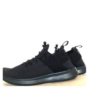 Nike women’s sneaker